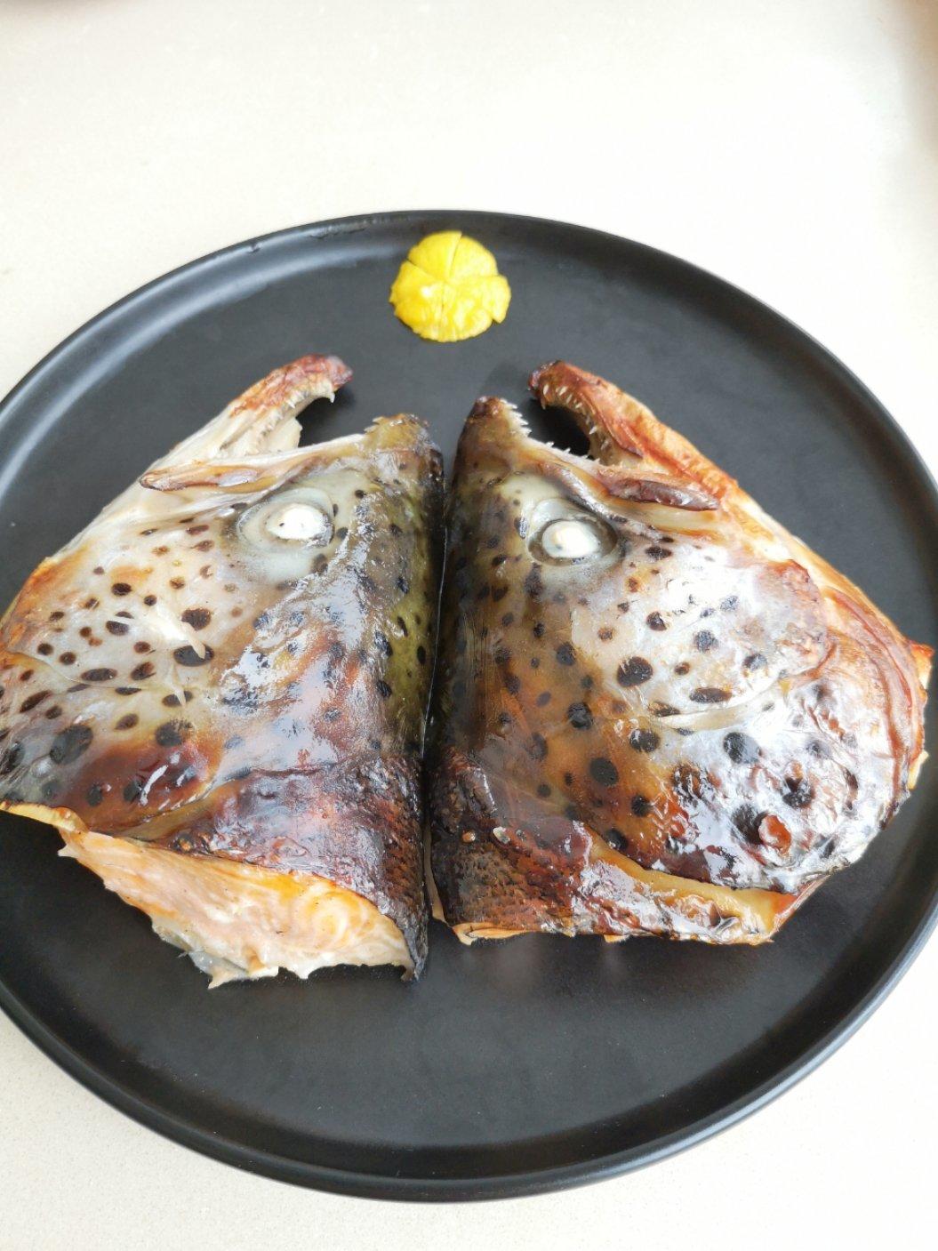 日式盐烤三文鱼头【北鼎烤箱食谱】