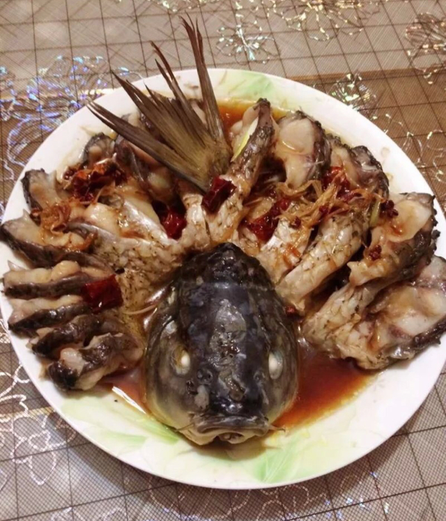 孔雀开屏清蒸鱼