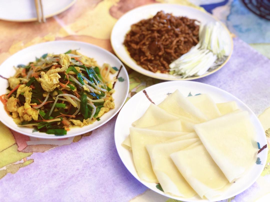 合菜和春饼最搭配，咸香味美，脆口喷香
