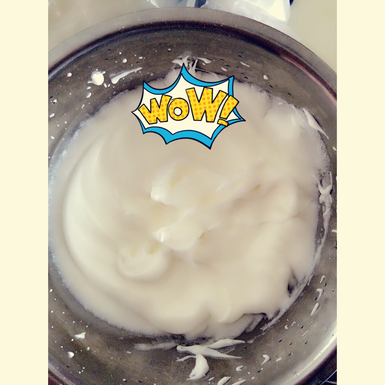 爱做蛋糕的小玉米