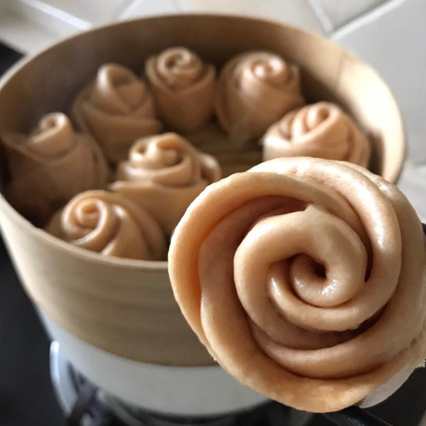 甜菜根红玫瑰馒头