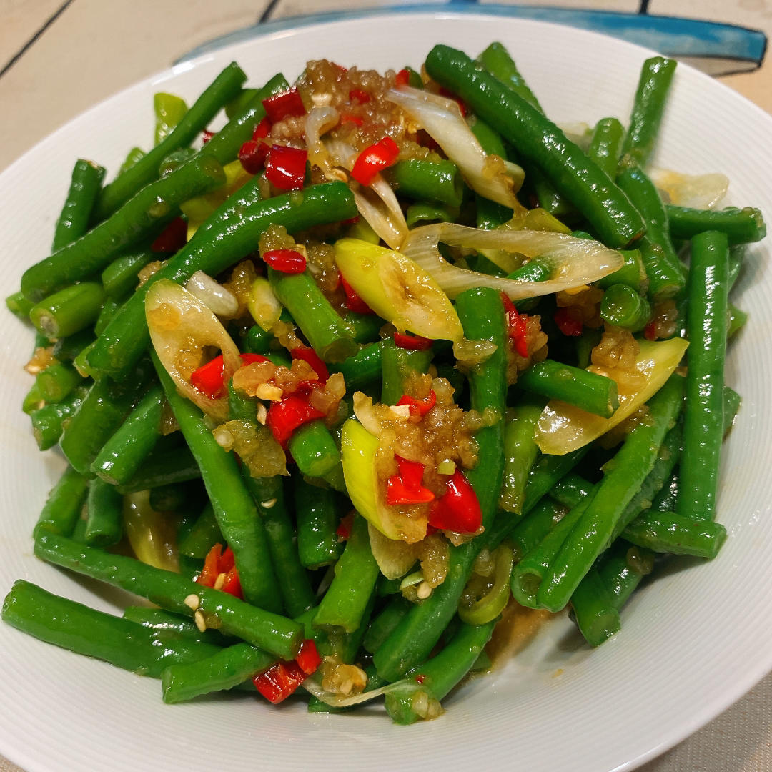 厨师长教你：“凉拌长豆角”的家常做法，夏天没食欲，很适合开胃