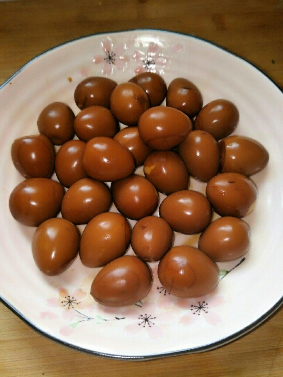 乡巴佬卤鹌鹑蛋