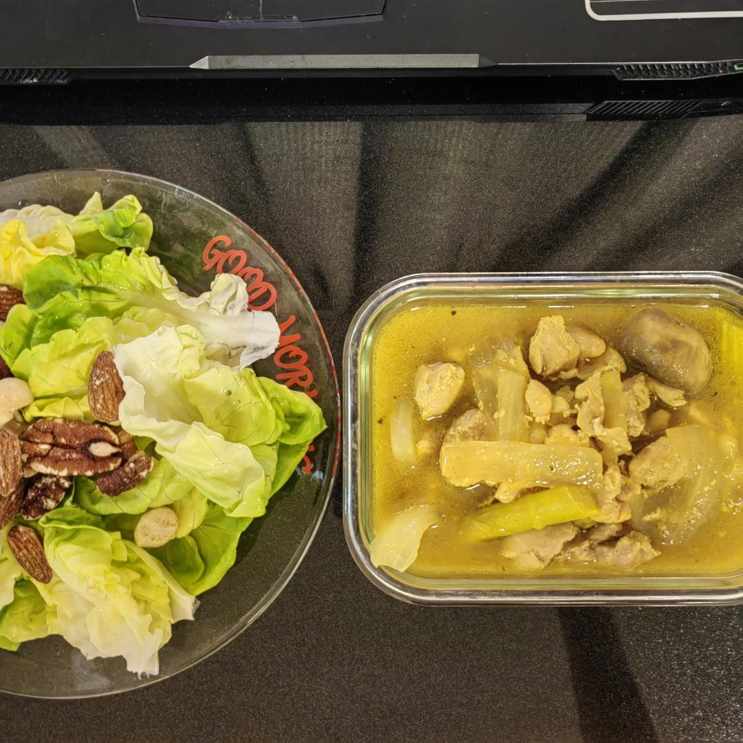 土豆咖喱芦笋鸡饭+生菜！