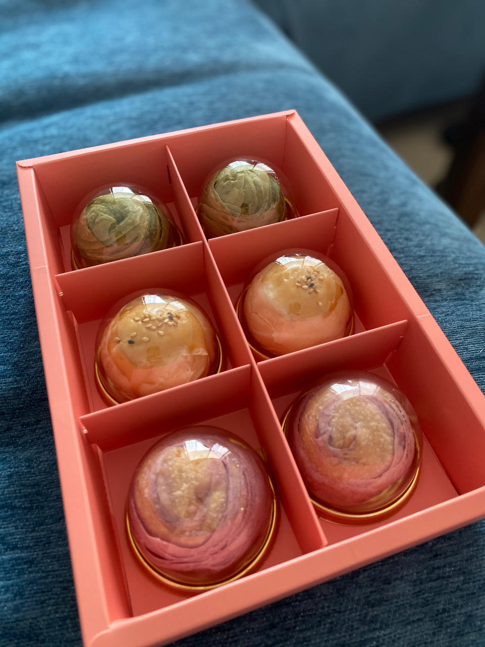 蛋黄酥~紫薯、抹茶、原味~花好月圆，中秋快乐~内附一次做六色蛋黄酥方法~