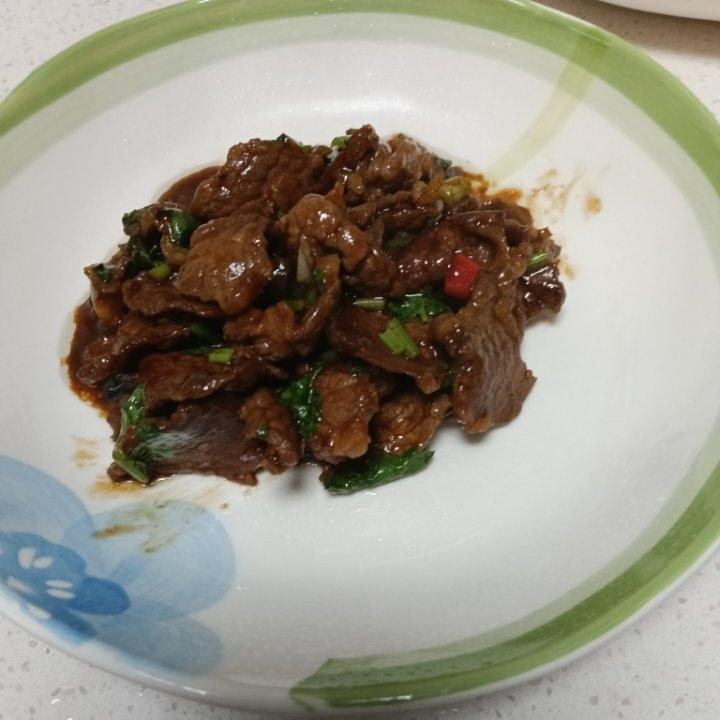 小炒牛肉