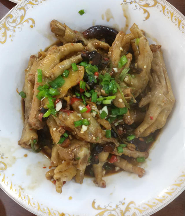 下酒鸡爪