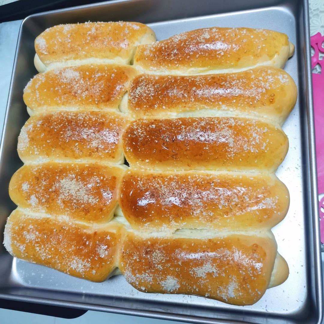 椰蓉夹心小面包（手工揉膜）