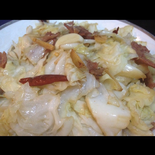 干锅培根手撕包菜