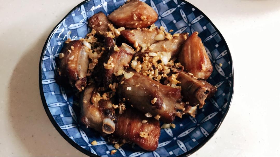金牌蒜香排骨