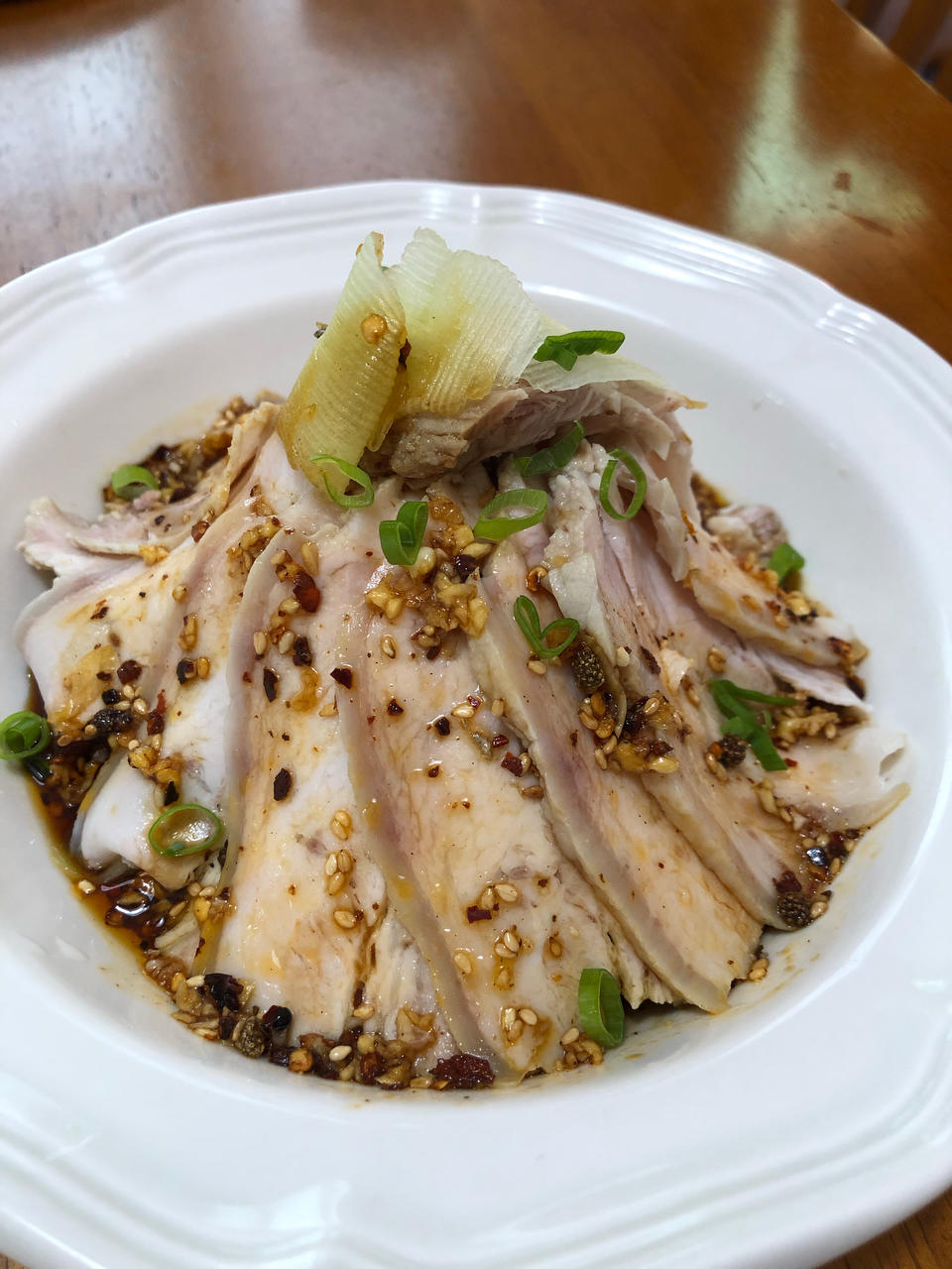 厨师长教你：“蒜泥白肉”的家常做法，看的口水直流