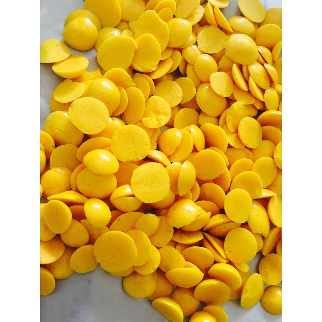 入口即化的无添加蛋黄溶豆