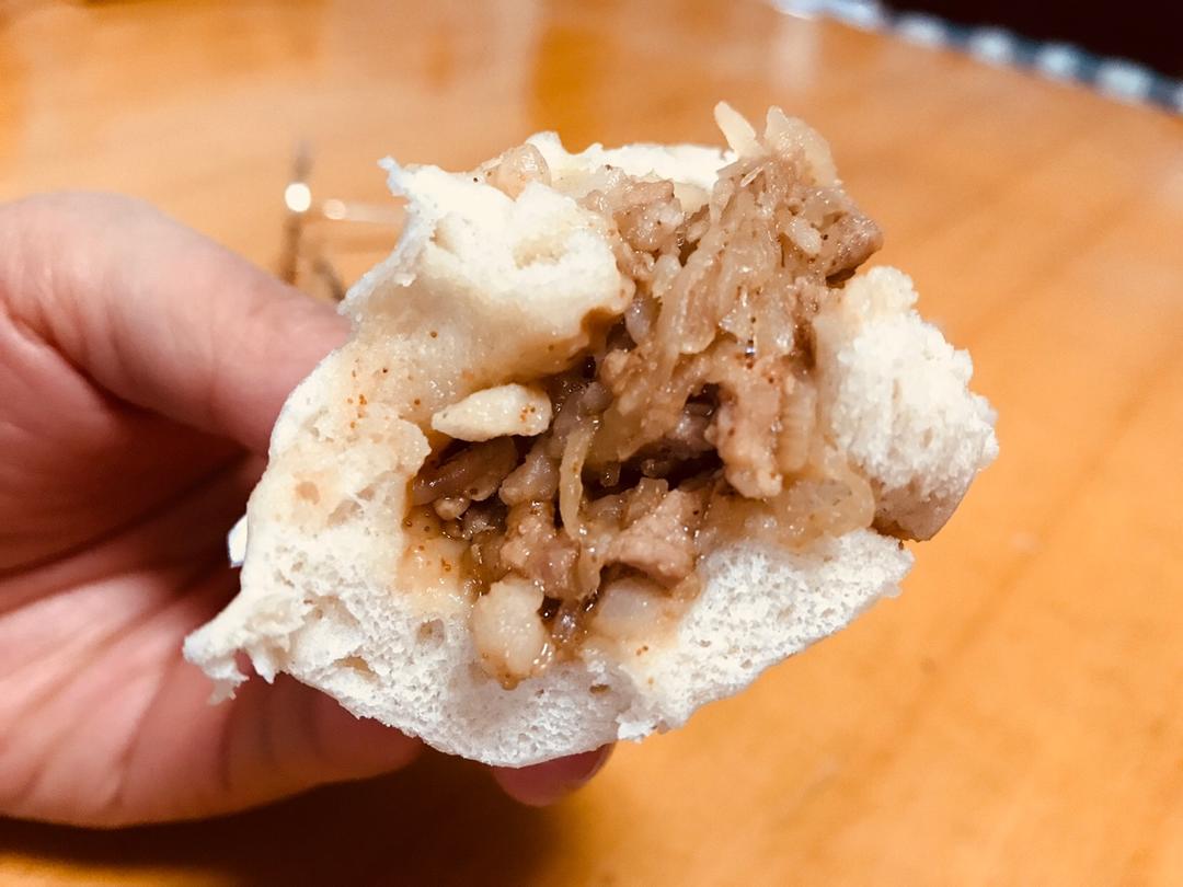 白萝卜丝肉包
