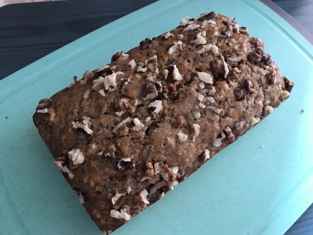 香蕉核桃磅蛋糕 Banana & Walnut Pound Cake