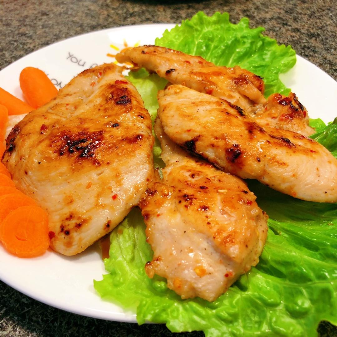 【搬运.非原创】无油香煎鸡胸肉