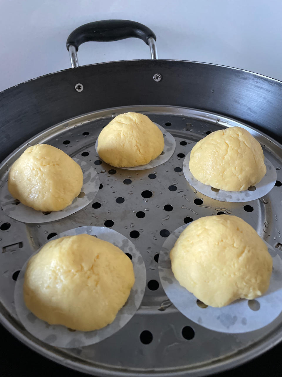 纯玉米面窝窝头(烫面.不发酵)