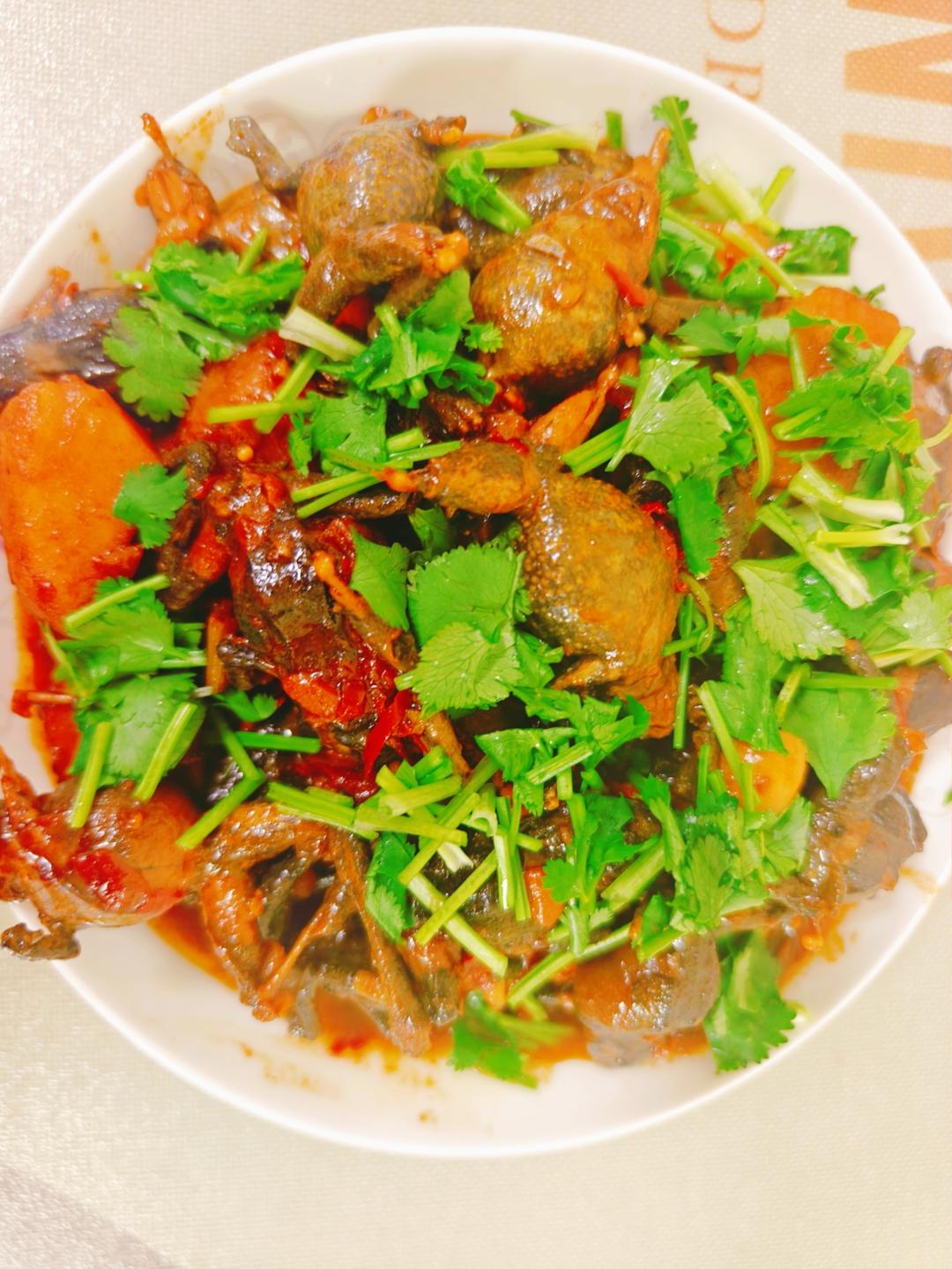 林蛙(蛤蟆)炖土豆