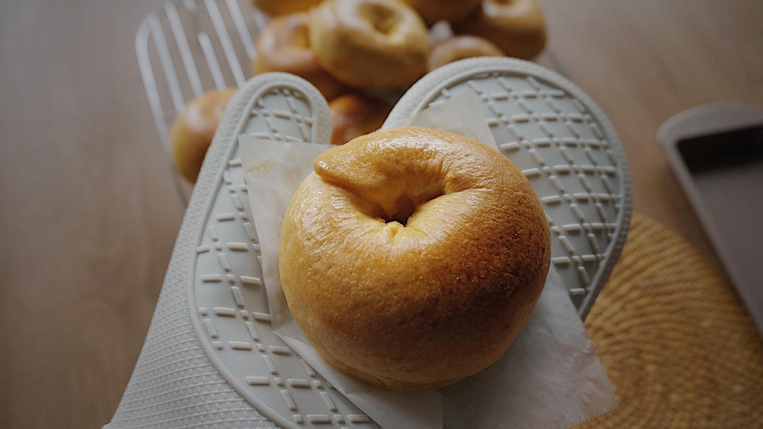 红咖喱乳酪咸贝果（超好吃的重口味！）