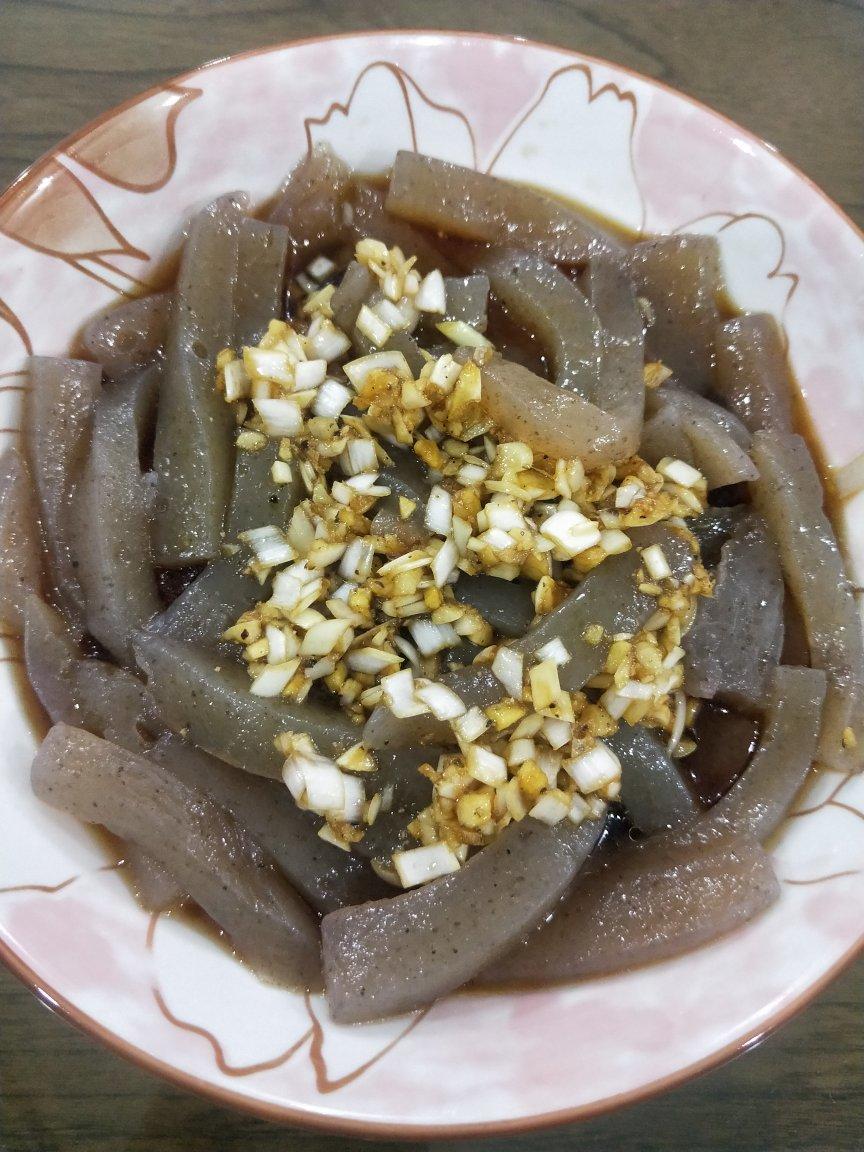 小妖飞儿做的凉拌魔芋豆腐