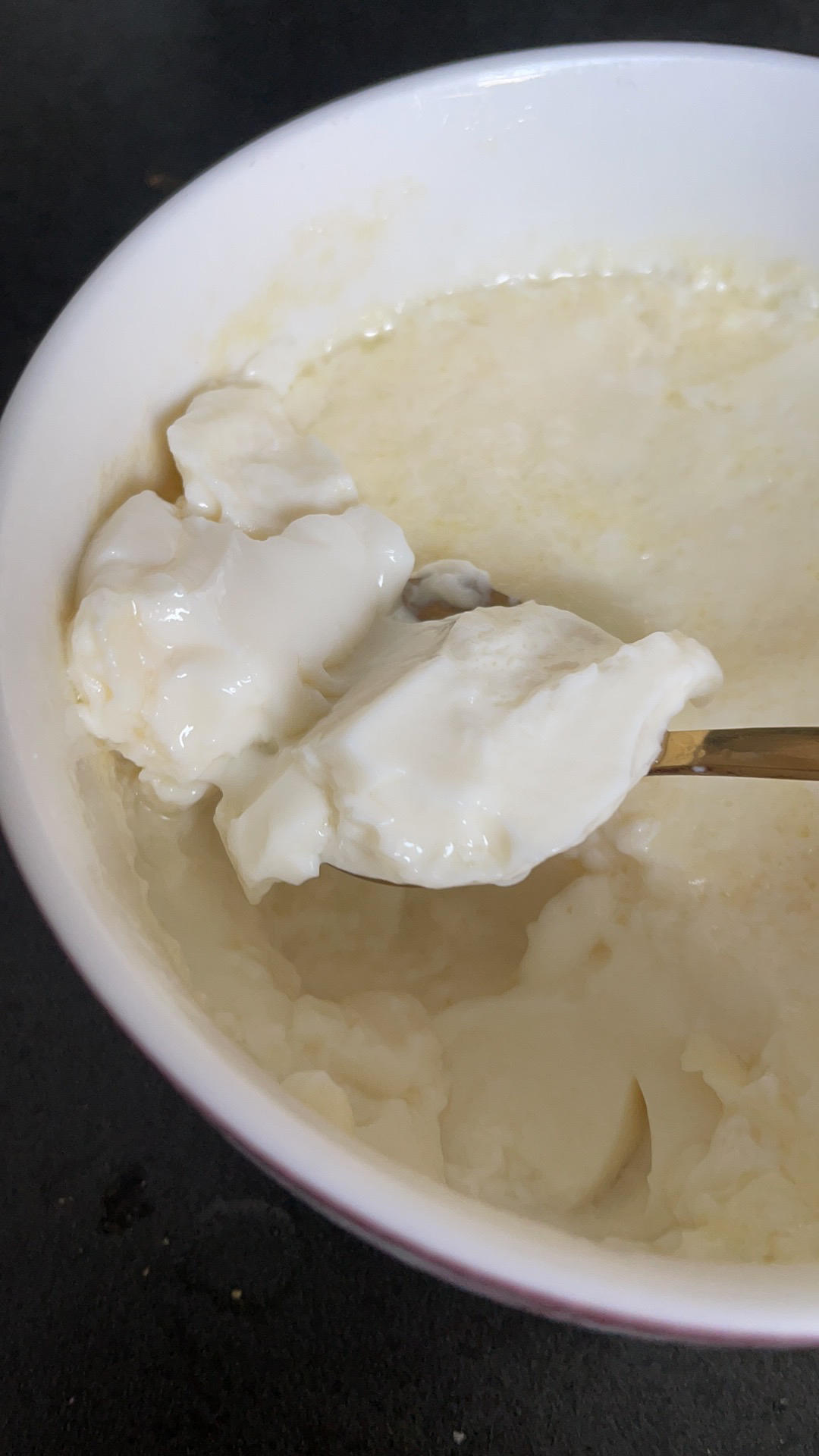 双皮奶，奶皮厚薄随意做