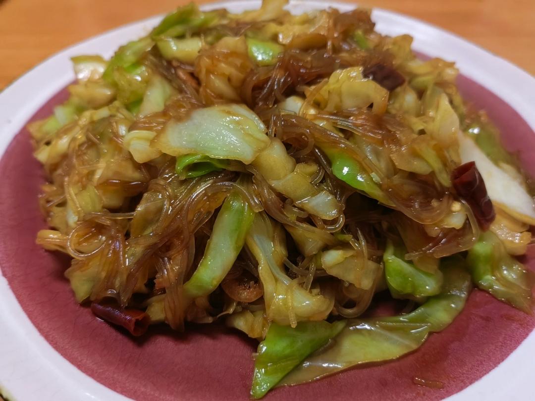 包菜虾米炒粉丝