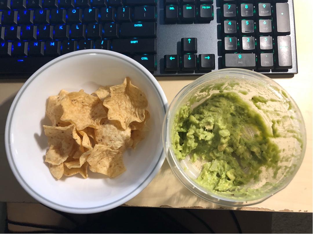 基础百搭款牛油果酱 Guacamole 升酮减脂友好