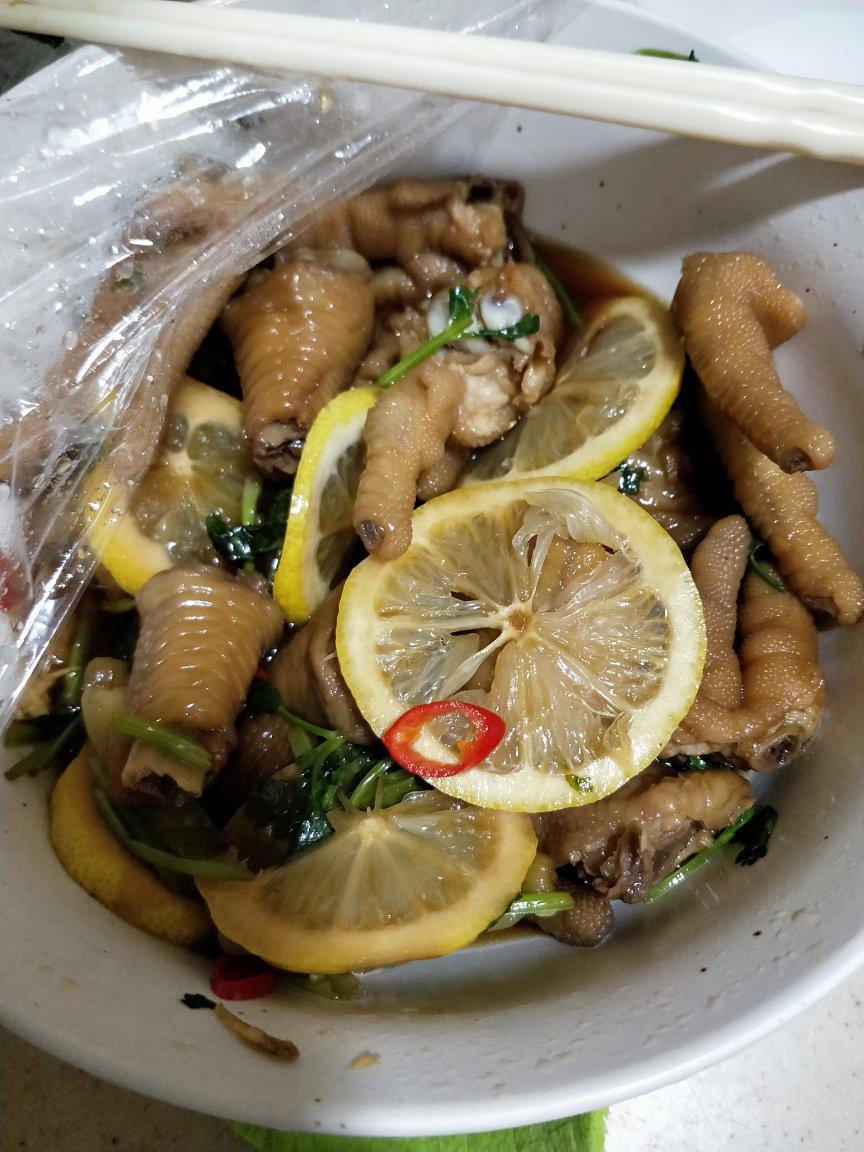 网红凉拌柠檬凤爪