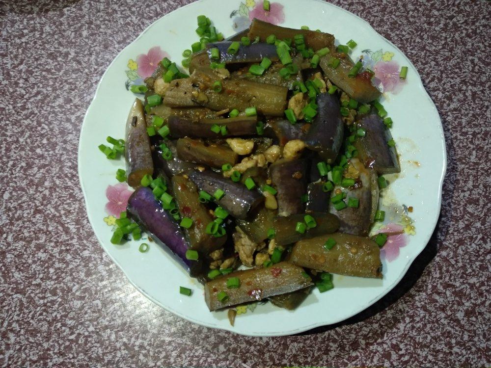 肉丁茄子🍆