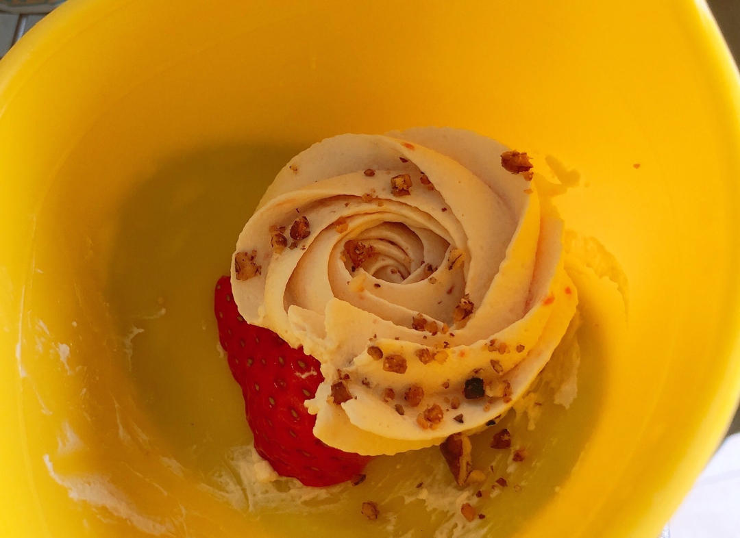 《Tinrry+》超经典的日式草莓奶油蛋糕 2.0版本（6寸配方）