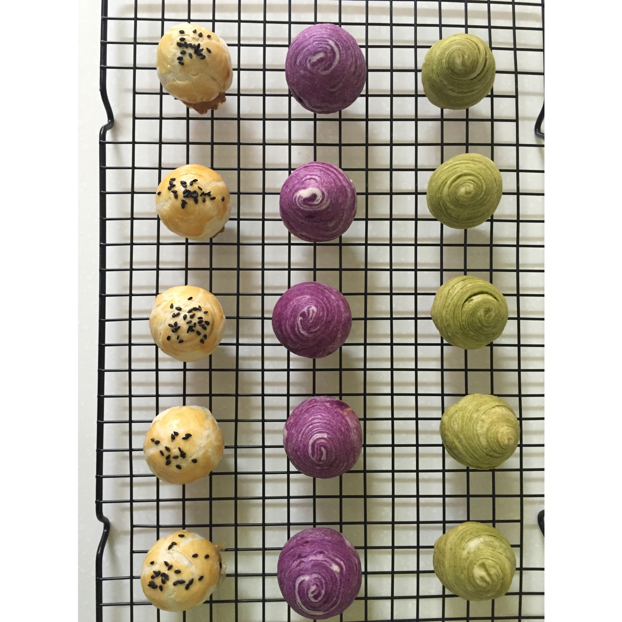 蛋黄酥~紫薯、抹茶、原味~花好月圆，中秋快乐~内附一次做六色蛋黄酥方法~
