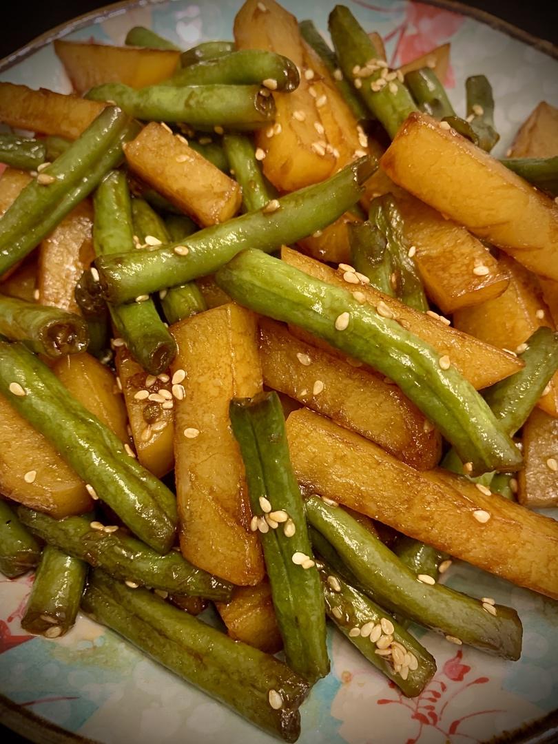 amyvicky嘛嘛做的刀豆烧土豆家常版