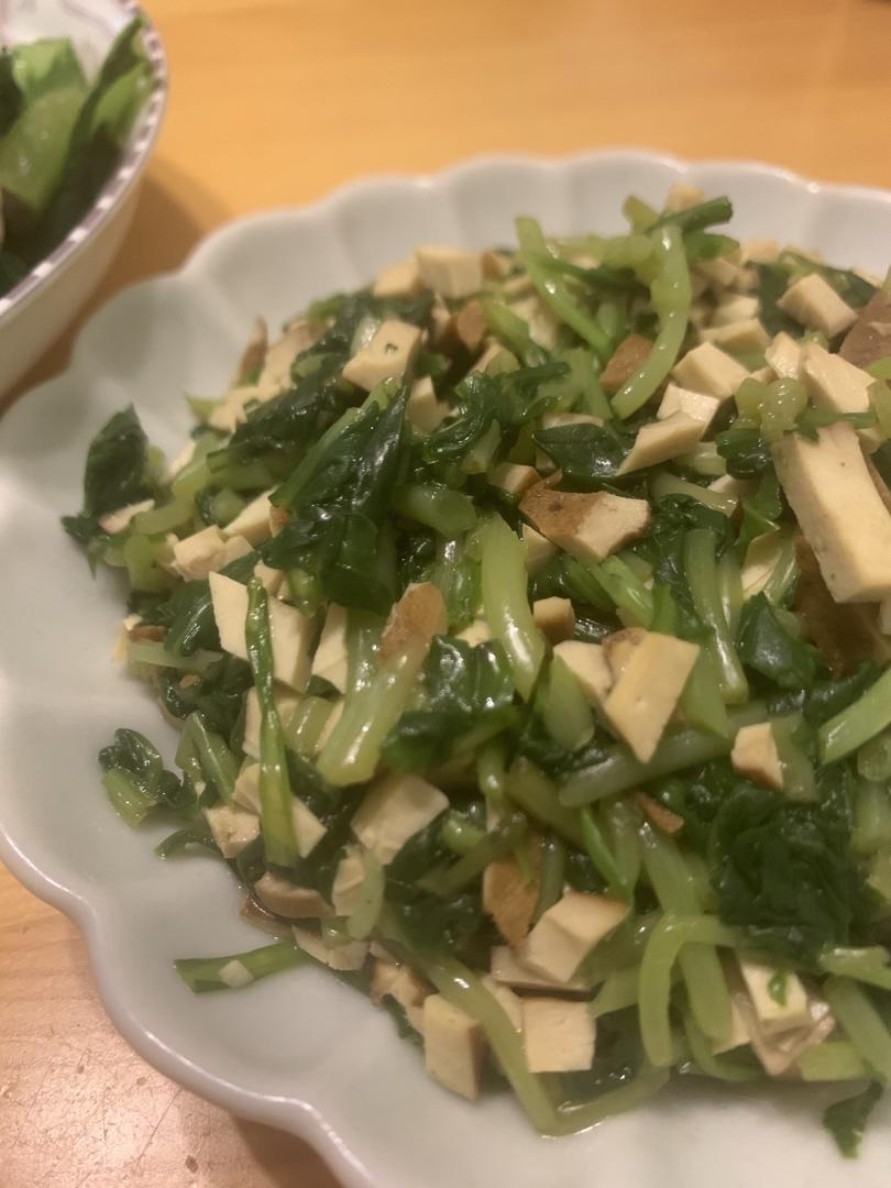凉拌香干马兰头
