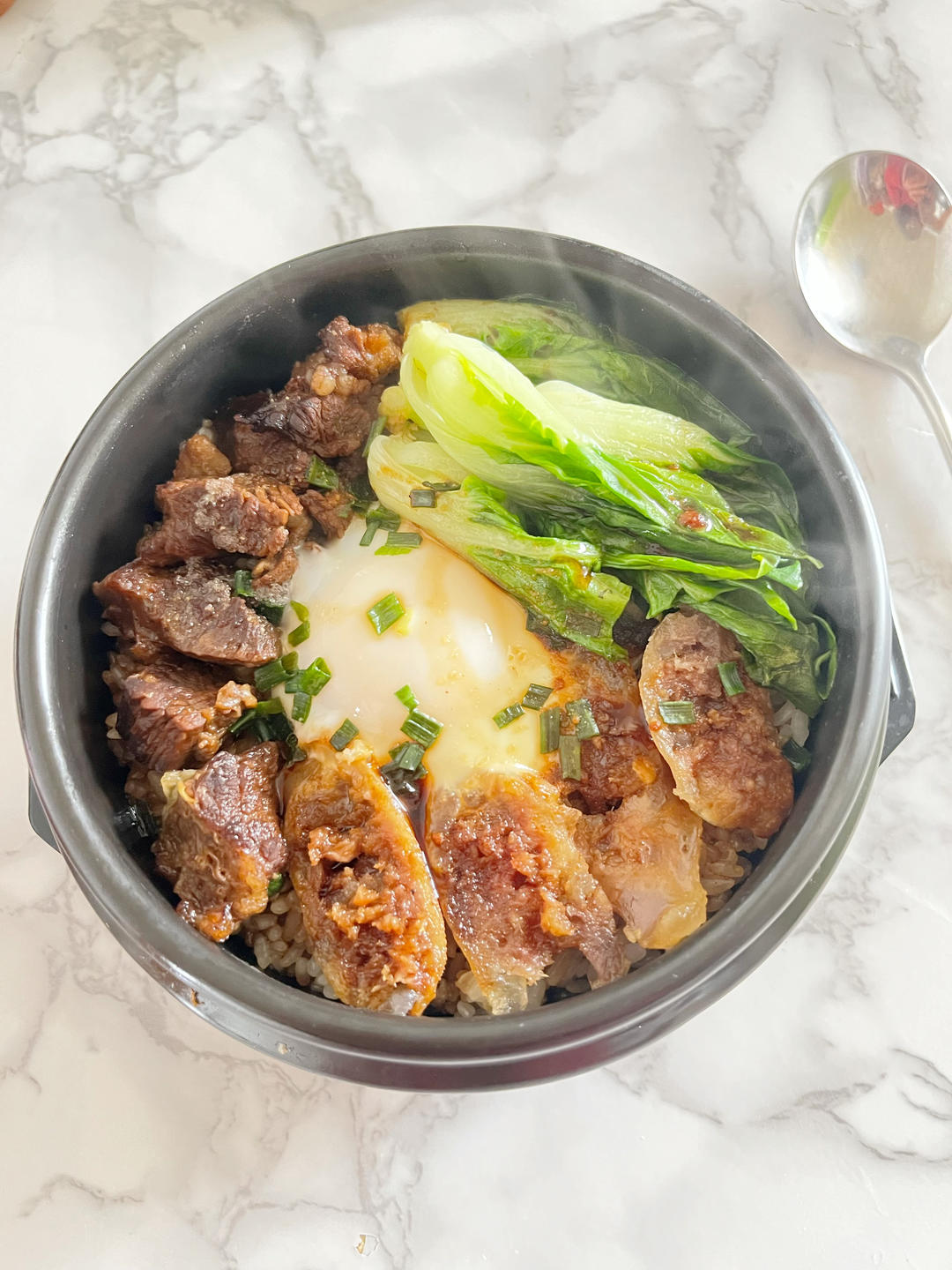 香肠煲仔饭