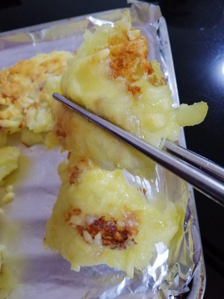 芝士爆浆土豆饼