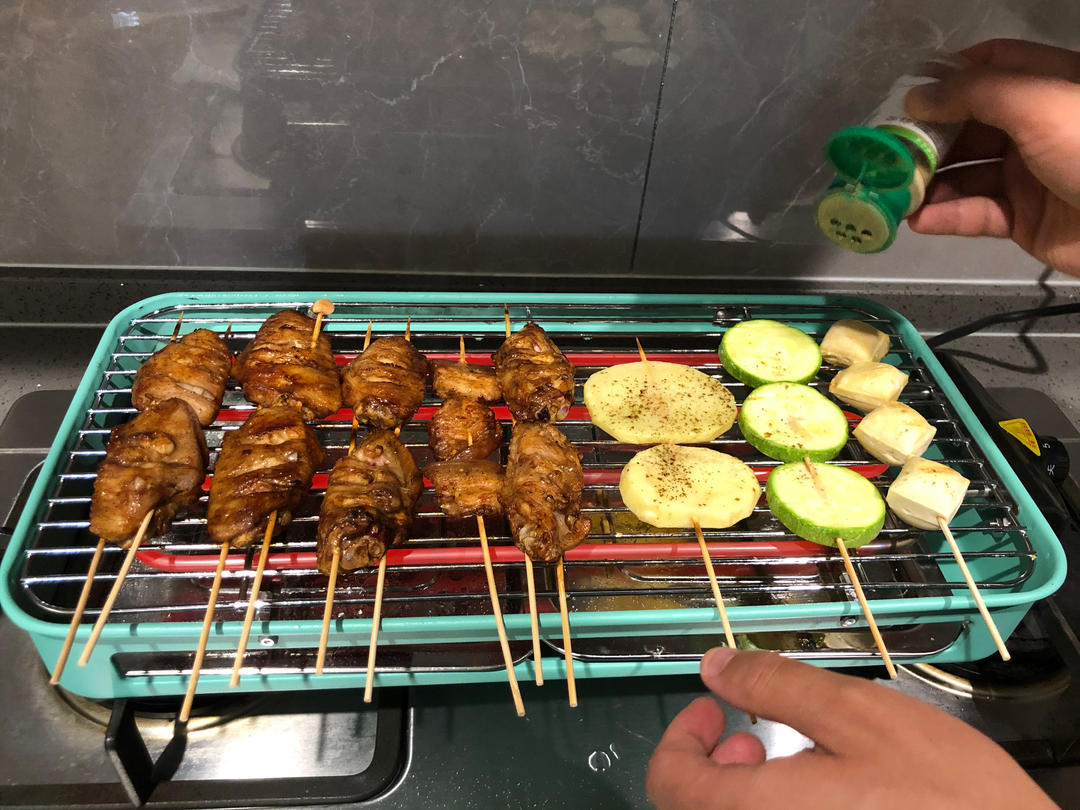 健康低脂烤箱版家庭烧烤｜#Healthymeals# （附照烧鸡肉大葱串做法）