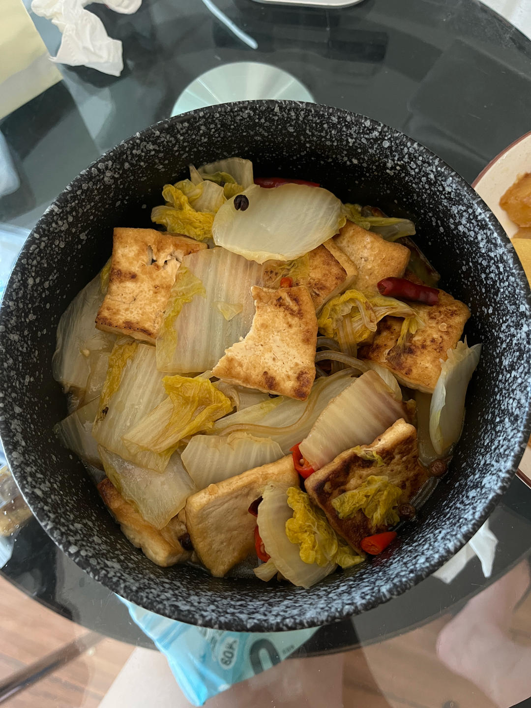 家常白菜粉条炖豆腐