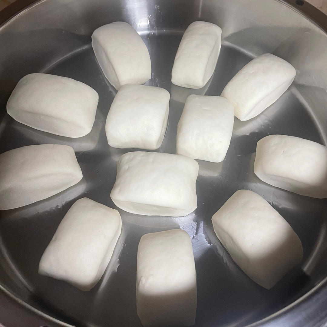 一发奶香小馒头，口感特别好！