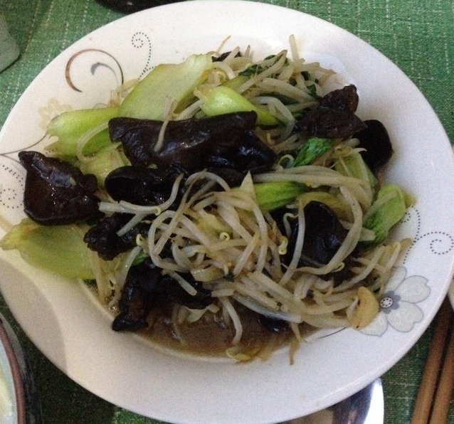 木耳炒青菜
