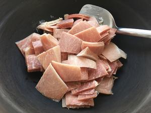 肉炒沙葱的做法 步骤1