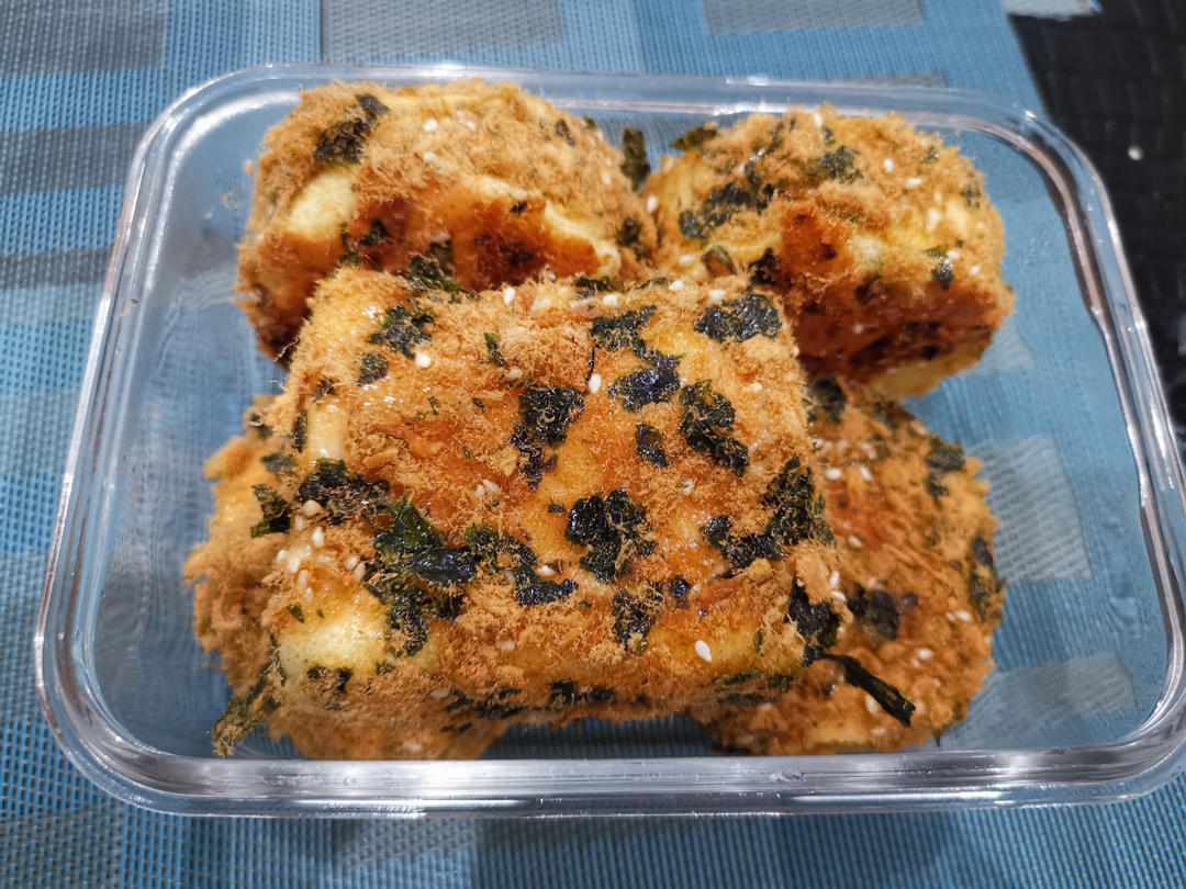 美味海苔肉松小贝