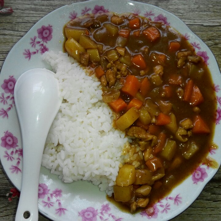 零失败日式咖喱鸡肉饭！！最正宗日本家庭做法！简单又好吃！