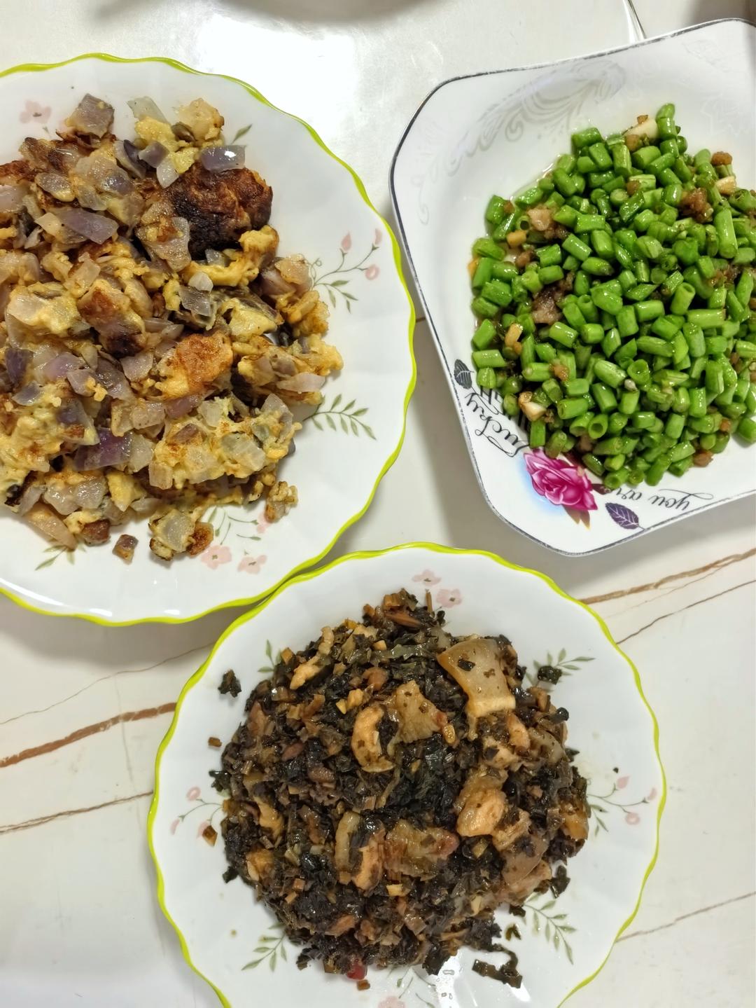 肉沫豆角下饭菜