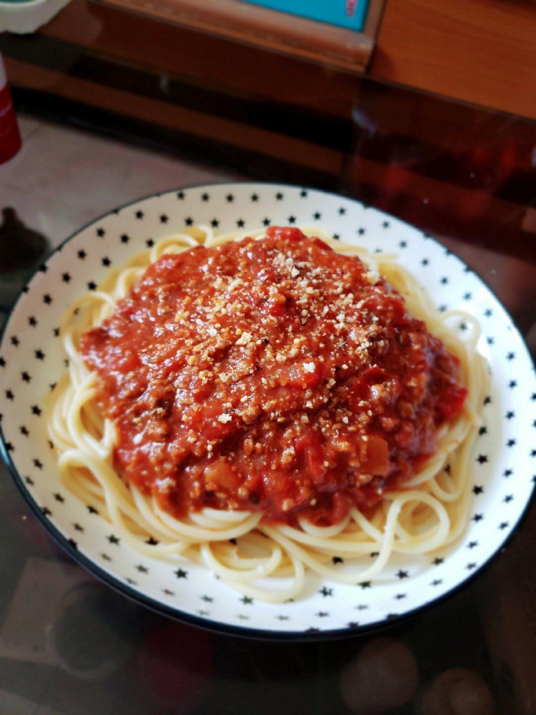 （完胜必胜客的）番茄肉酱意大利面～