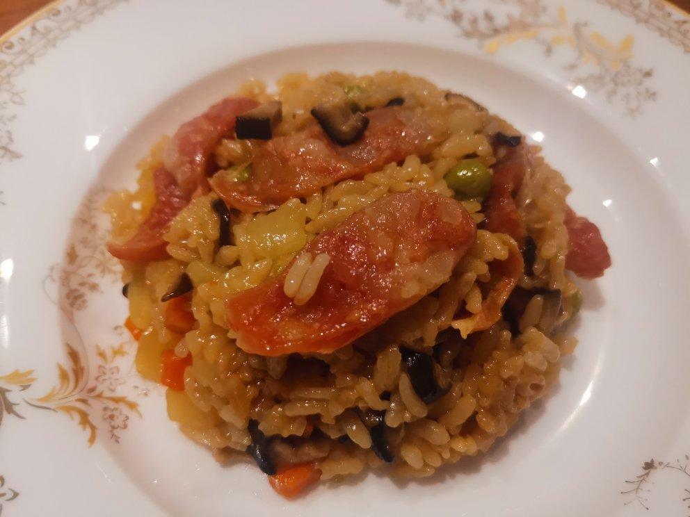 懒人版｜电饭煲香肠土豆焖饭