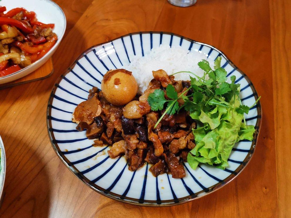 台式卤肉饭