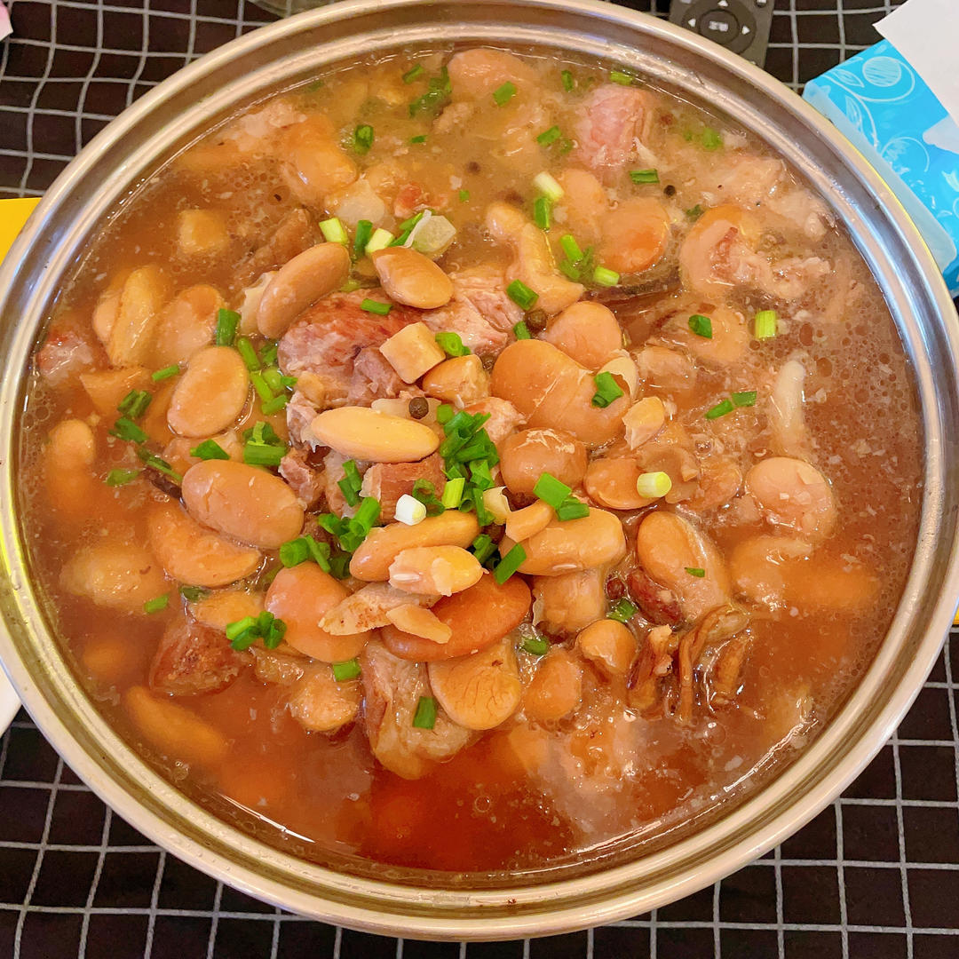 芸豆炖猪蹄