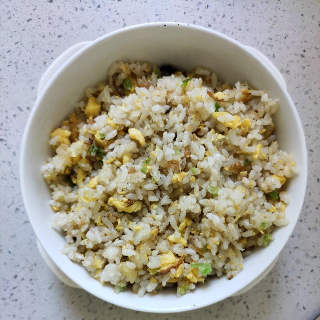 好吃到停不下来的酱油蛋炒饭