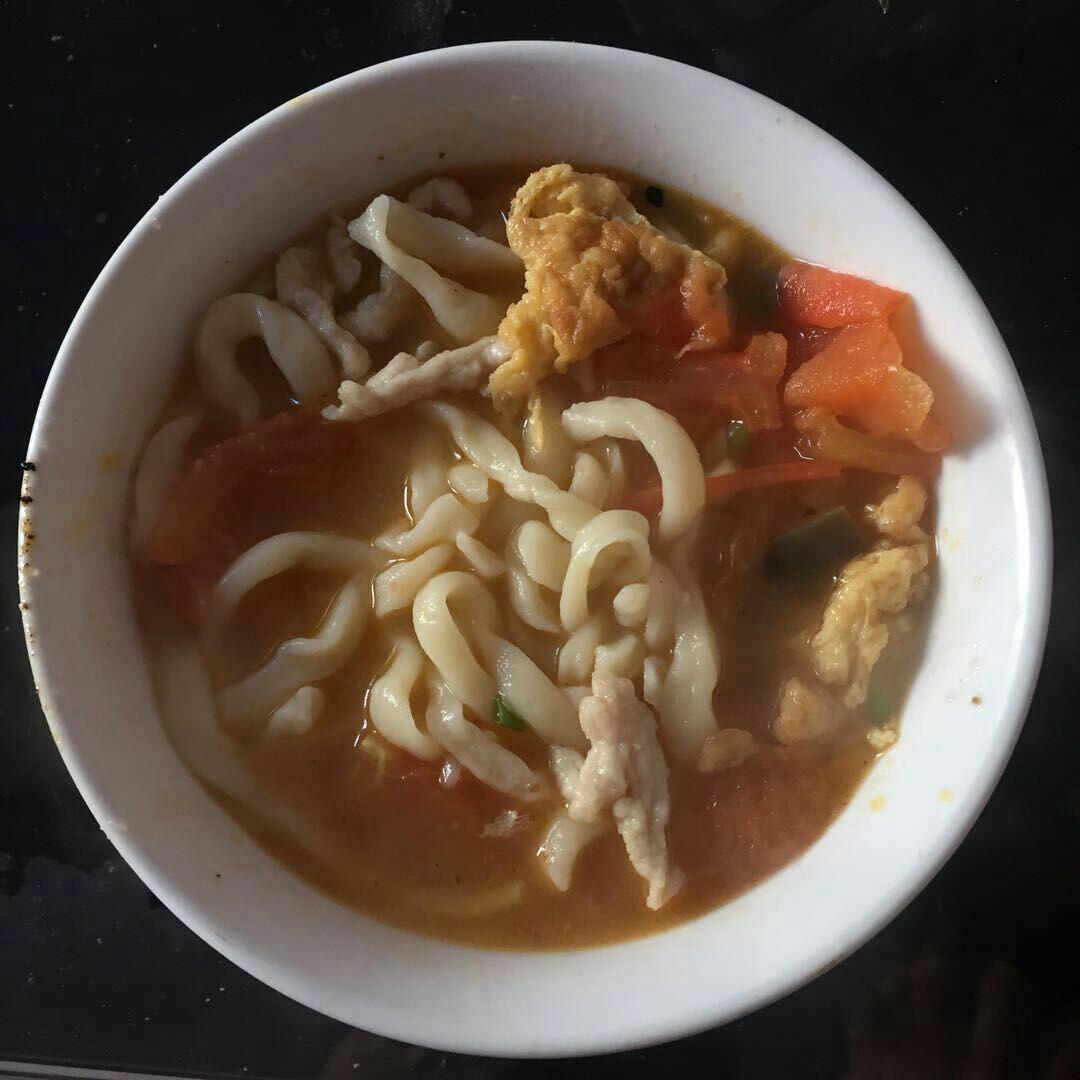 家庭版兰州牛肉面—拉条子