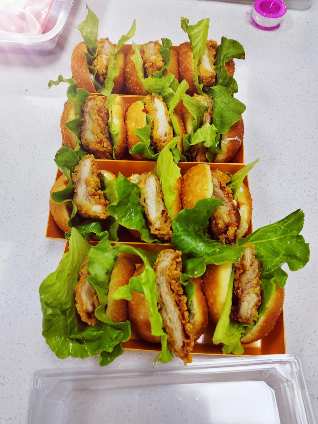 香辣鸡腿堡