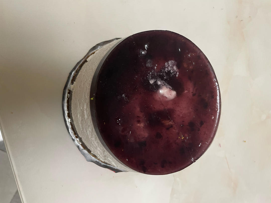 蓝莓慕斯蛋糕